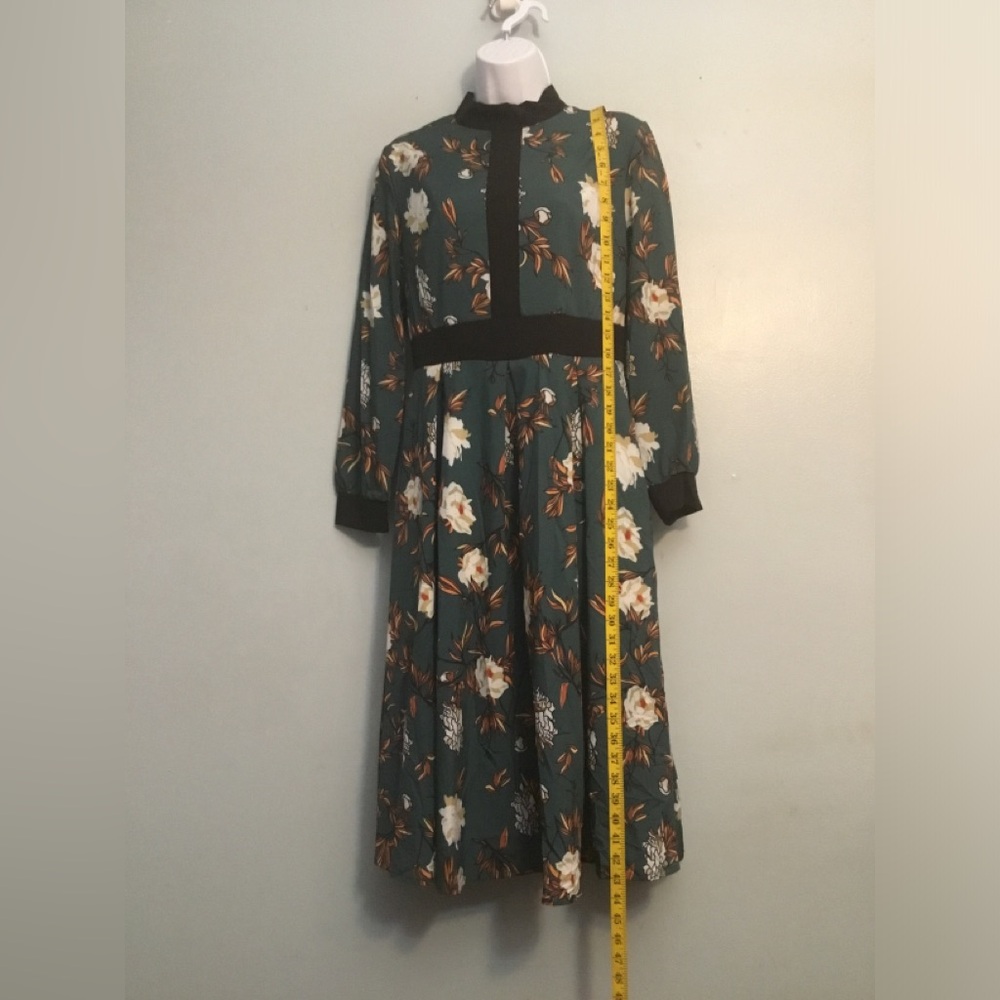 RICCO Bruno Forest Green Floral High-Neck Maxi Dress with Black Trim - Picture 14 of 15